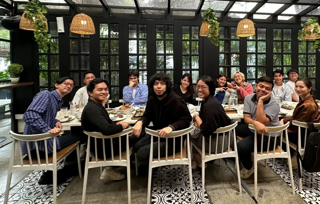 Beejay Castillo, Creative Director of M2.0 Communications, and his colleagues are enjoying a great lunch at Lola Cafe.