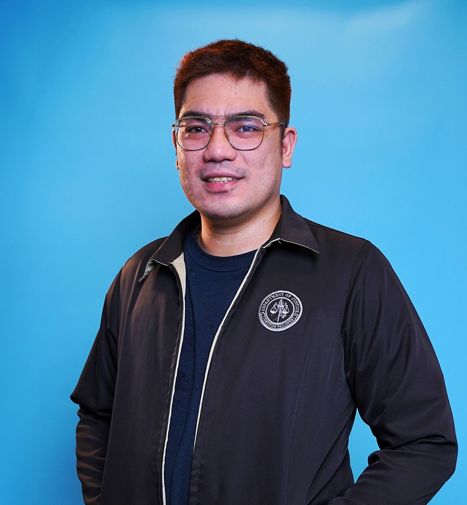 Photo of Atty. Leomar Seminiano, the Chief Finance Officer of M2.0 Communications, a PR firm and communications agency in the Philippines.